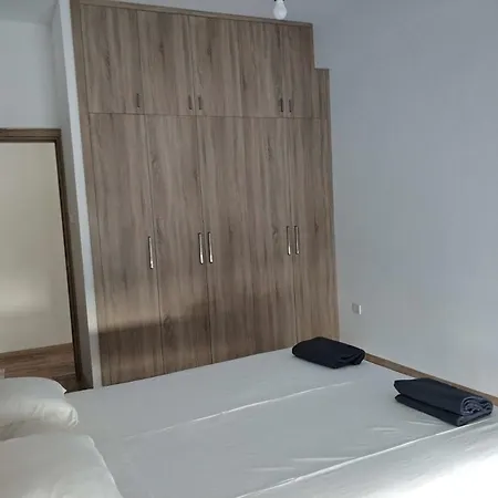 Stelios Place - 3 Bedroom Apartament Limassol