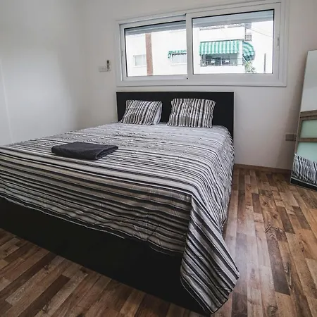 Stelios Place - 3 Bedroom Apartment *