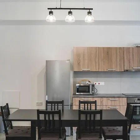 Stelios Place - 3 Bedroom * Limisso